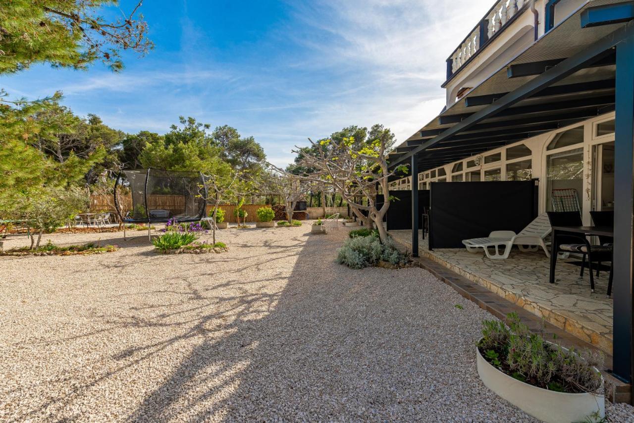 Apartments Villa Agape Vir Esterno foto